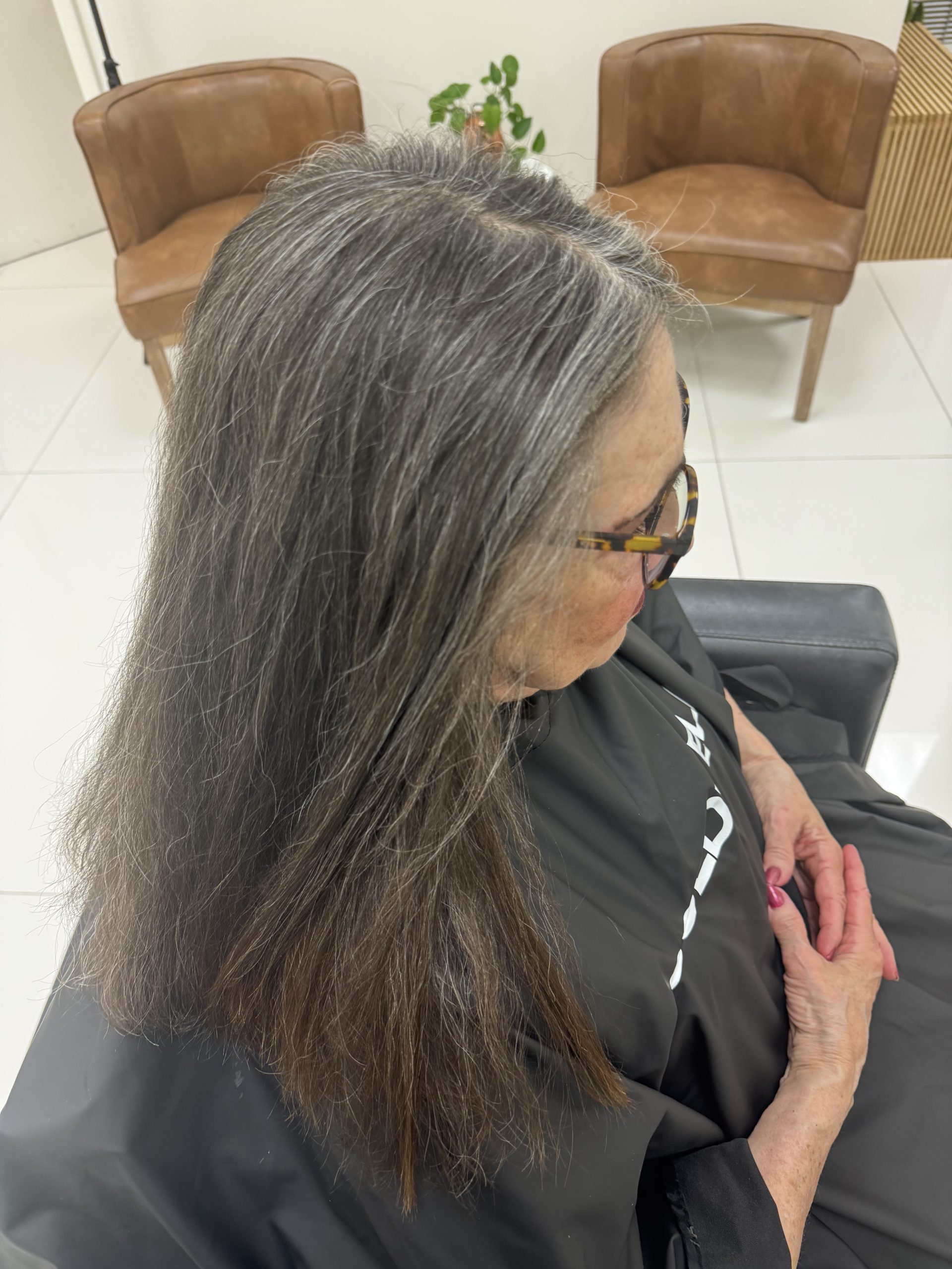 Mia Salon and Spa providing professional Hair Salon, Beauty Salon, Nail Salon, Hairdresser, and Eyelash Salon services in Miami Beach, FL.